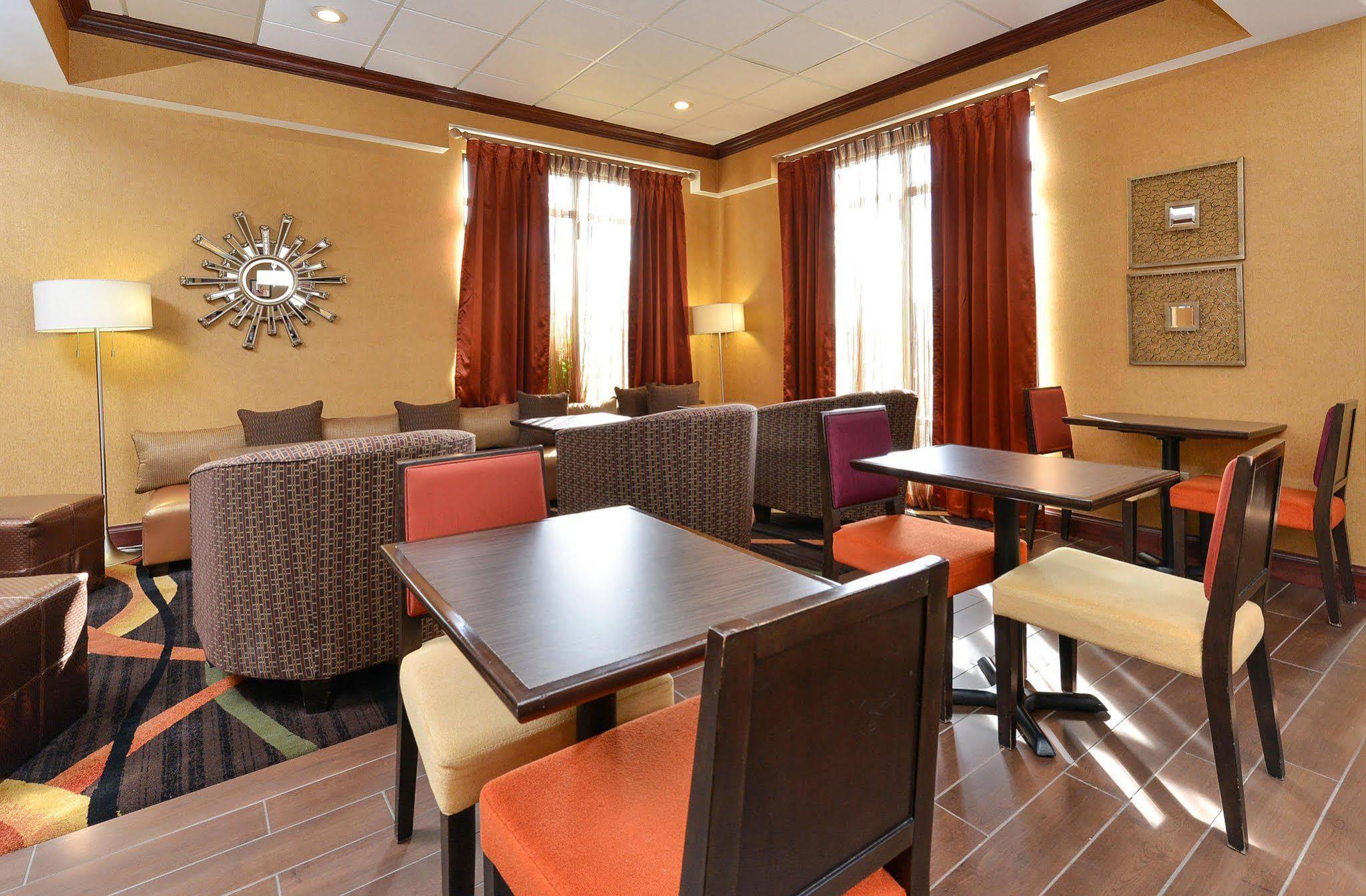 Hampton Inn Keokuk Zewnętrze zdjęcie